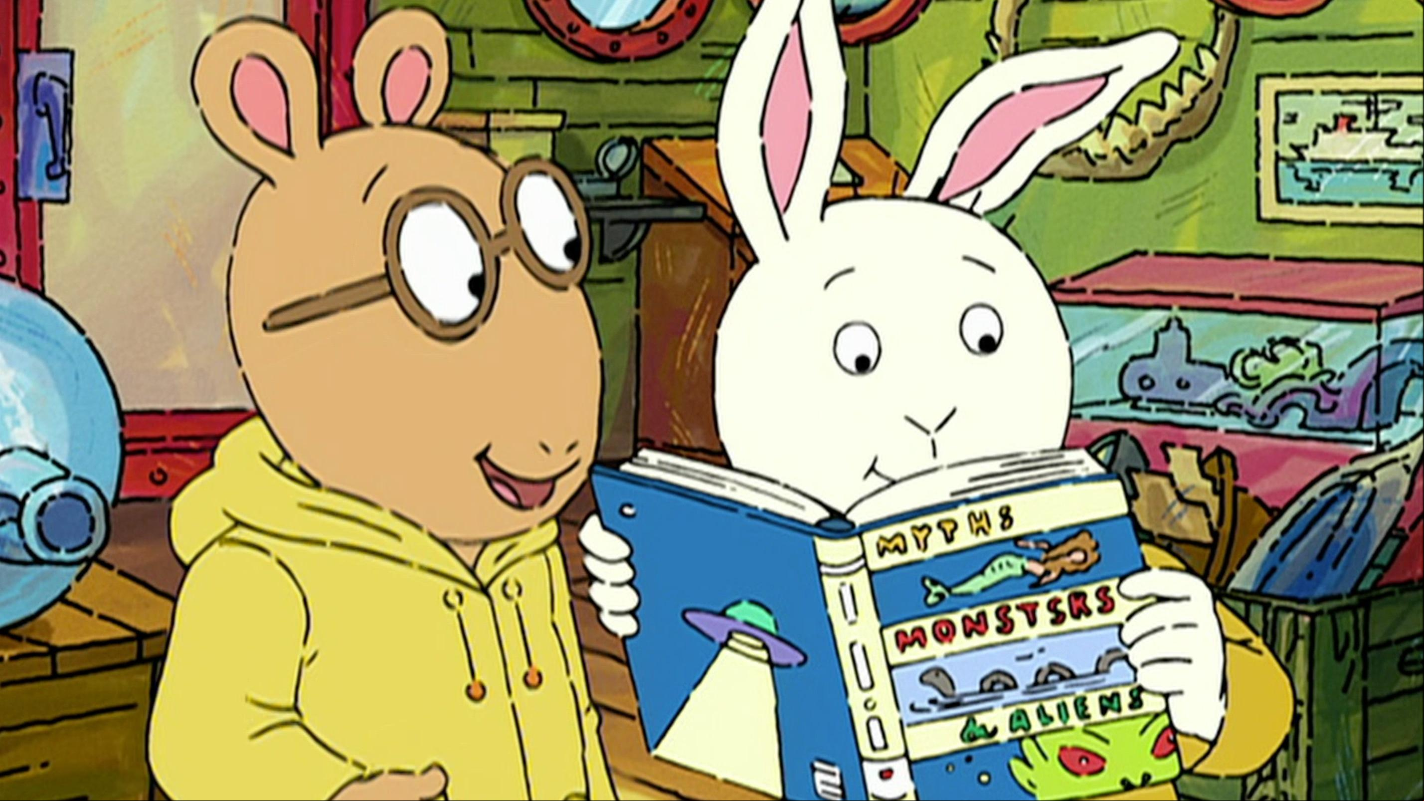 Alberto's beloved soccer ball is lost. / Buster thinks he found a letter from Atlantis.