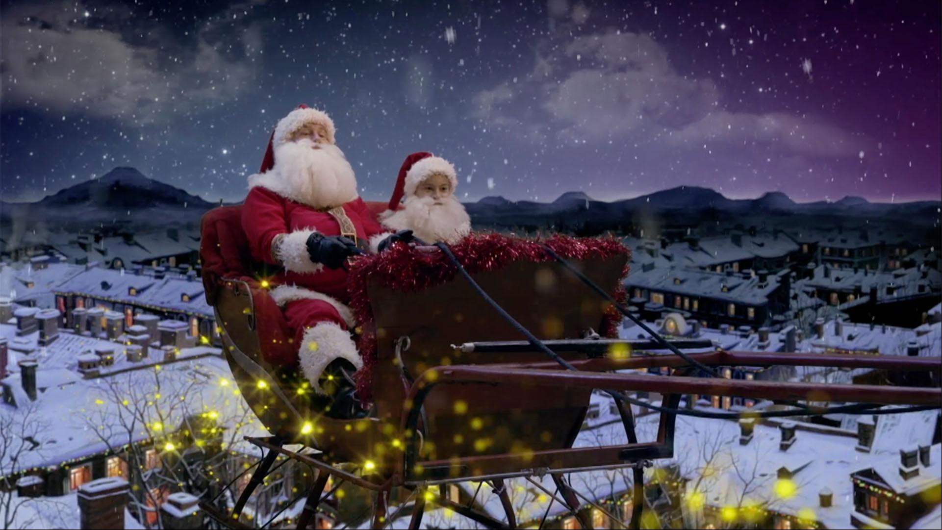 Olive and Otto race to track down two escaped reindeer belonging to Santa Claus.